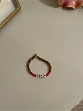 preppy NYC bracelet